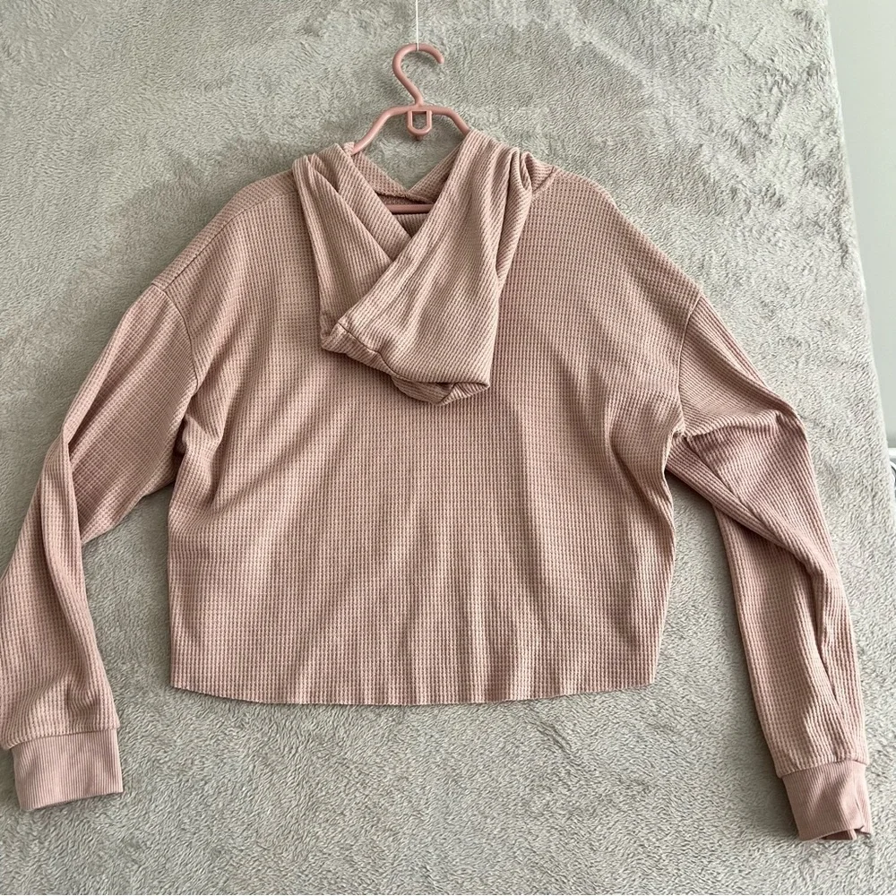 Wild Fable Waffle Knit Thermal Hoodie Cropped Top Sweatshirt High Low Large‎ - Picture 2 of 5